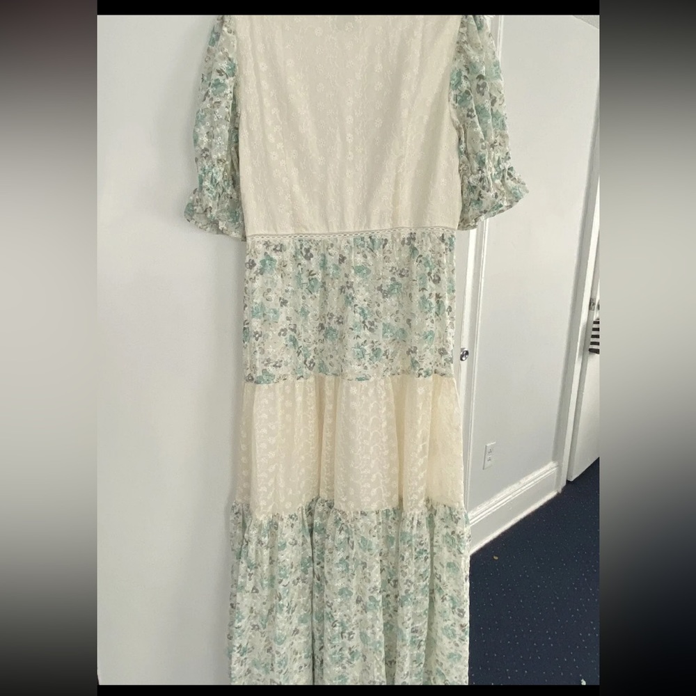 Asos Design Eyelet Tiered Midi Tea Dress In Mixed Ditsy Print size 10 - Picture 6 of 8